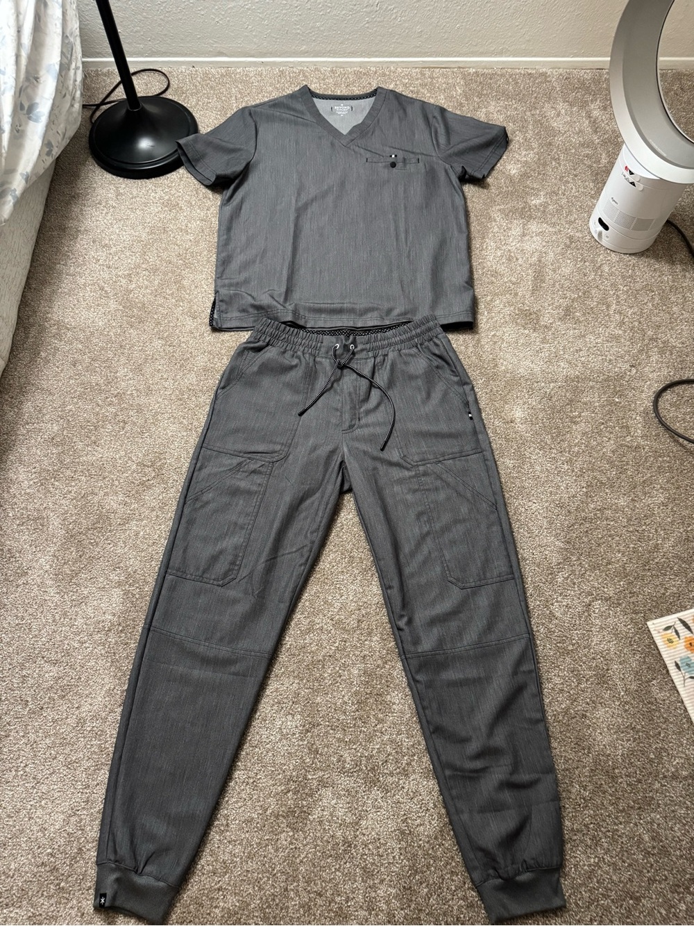 Men's Gray scrubs Drawstring Jogger Pants ( L ) and Top ( M )